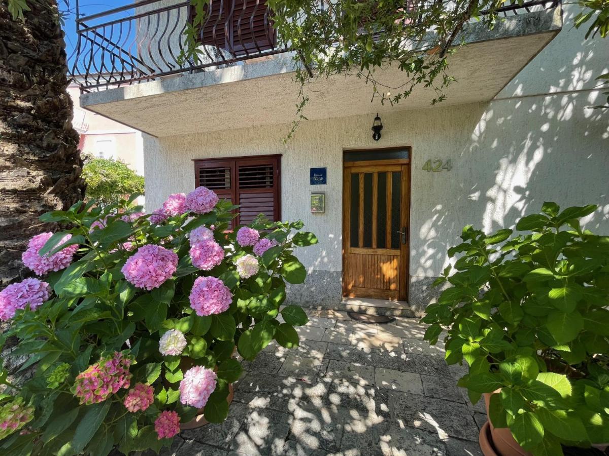 Hvar Guesthouse - Double Bedroom With Private Bathroom Jelsa  Exteriör bild