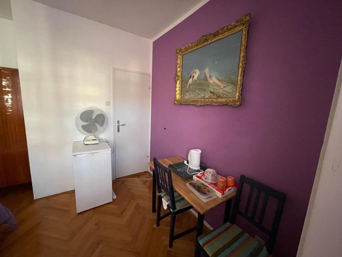 Hvar Guesthouse - Double Bedroom With Private Bathroom Jelsa  Exteriör bild